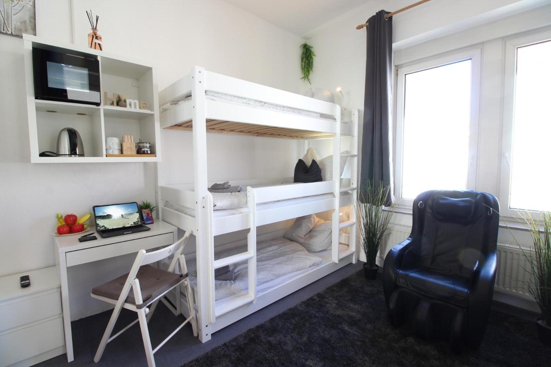 Hotel Ulm Zentrum - Komplettes Zimmer, Hochbett, Android Tv & Eigenem Bad - Perfekt Fuer Familien & Gruppen المظهر الخارجي الصورة