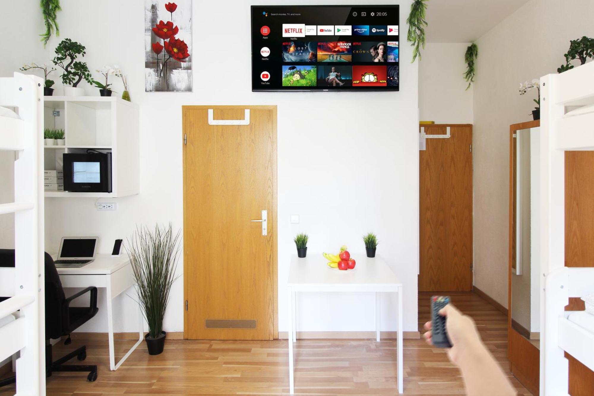 Hotel Ulm Zentrum - Komplettes Zimmer, Hochbett, Android Tv & Eigenem Bad - Perfekt Fuer Familien & Gruppen المظهر الخارجي الصورة