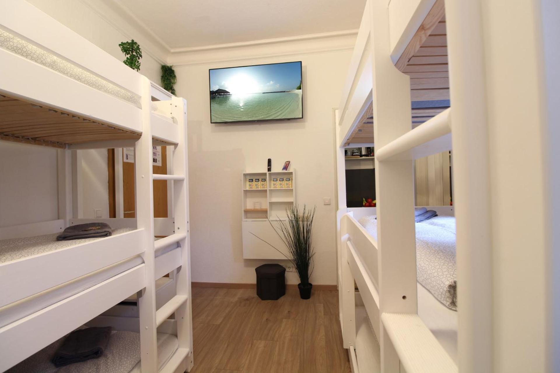 Hotel Ulm Zentrum - Komplettes Zimmer, Hochbett, Android Tv & Eigenem Bad - Perfekt Fuer Familien & Gruppen المظهر الخارجي الصورة